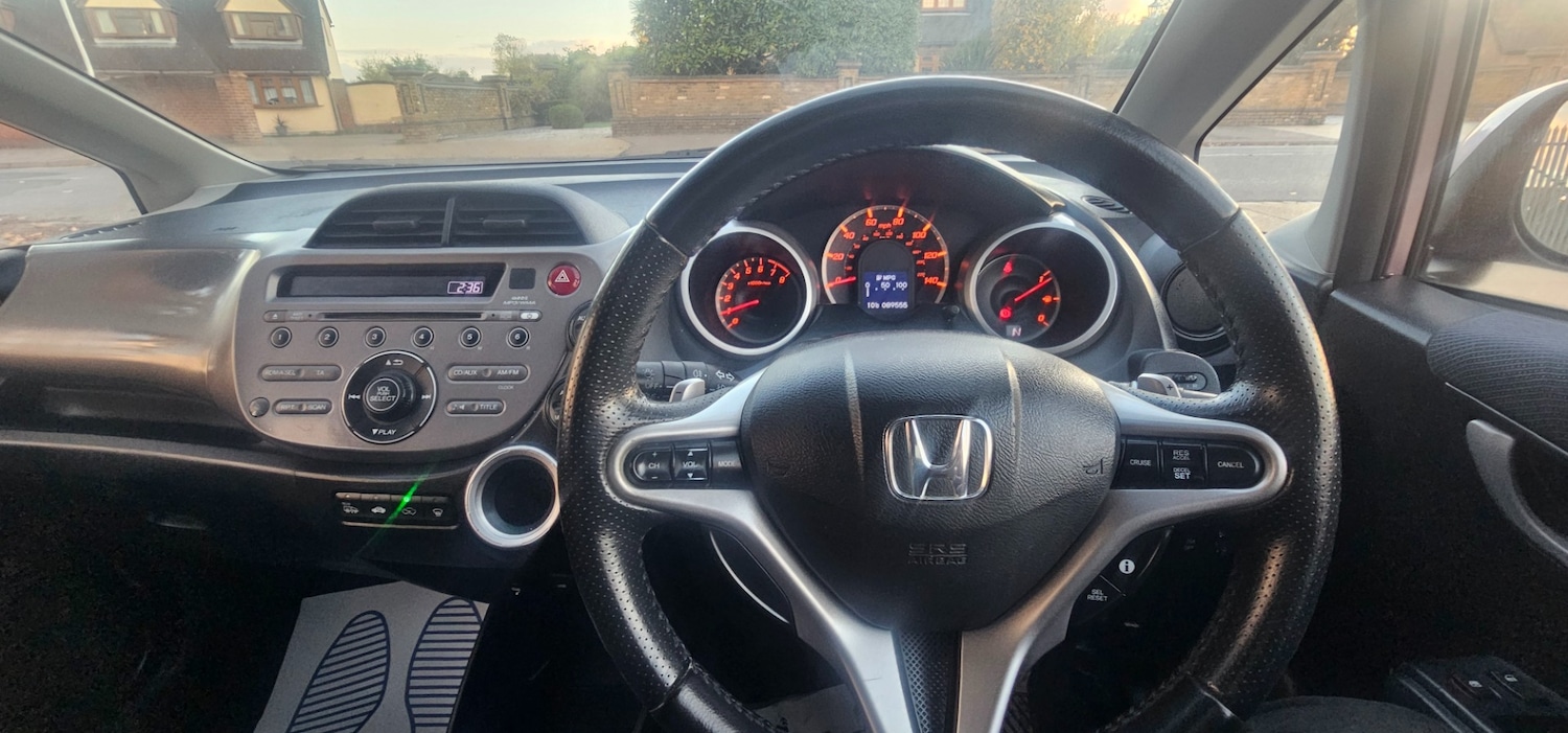 Used Honda Jazz 2009 for sale - 76380475: Photo 22