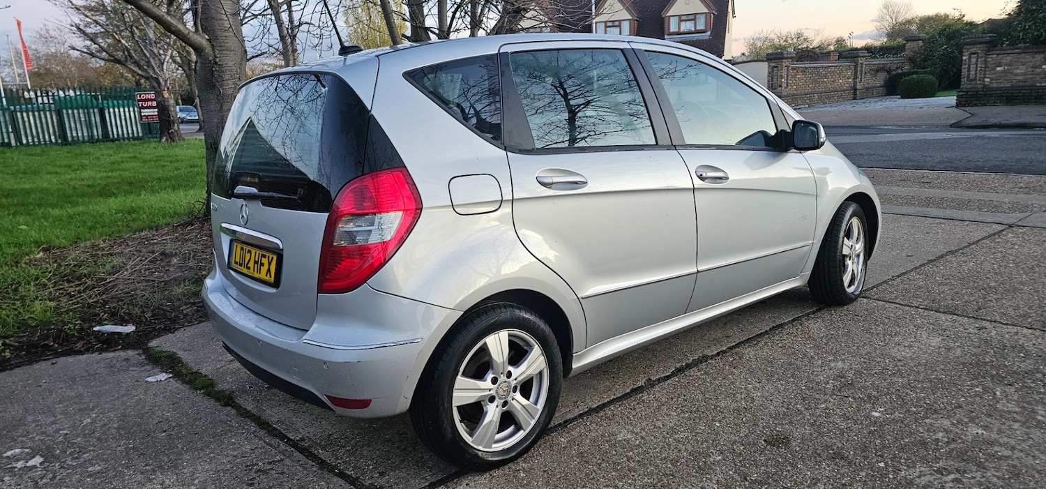 Used Mercedes-Benz A-Class 2012 for sale - 76759771: Photo 10