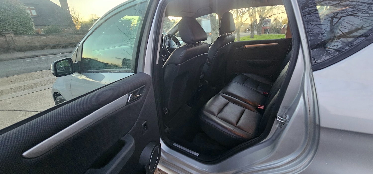 Used Mercedes-Benz A-Class 2012 for sale - 76759771: Photo 13