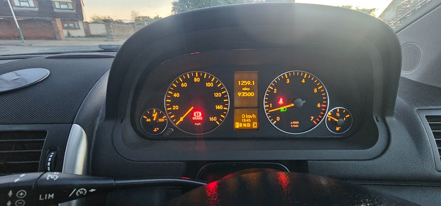 Used Mercedes-Benz A-Class 2012 for sale - 76759771: Photo 20