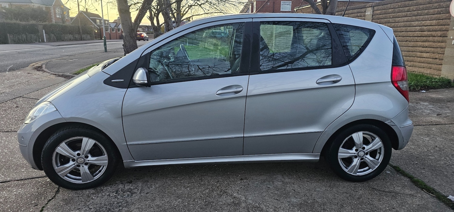 Used Mercedes-Benz A-Class 2012 for sale - 76759771: Photo 6