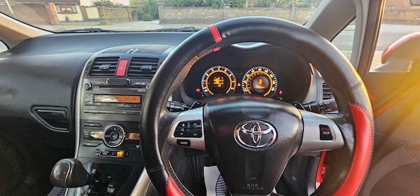 Used Toyota Auris 2011 for sale - 76246371: Photo 20