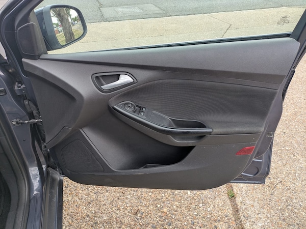 Used Ford Focus 2013 for sale - 75514352: Photo 19