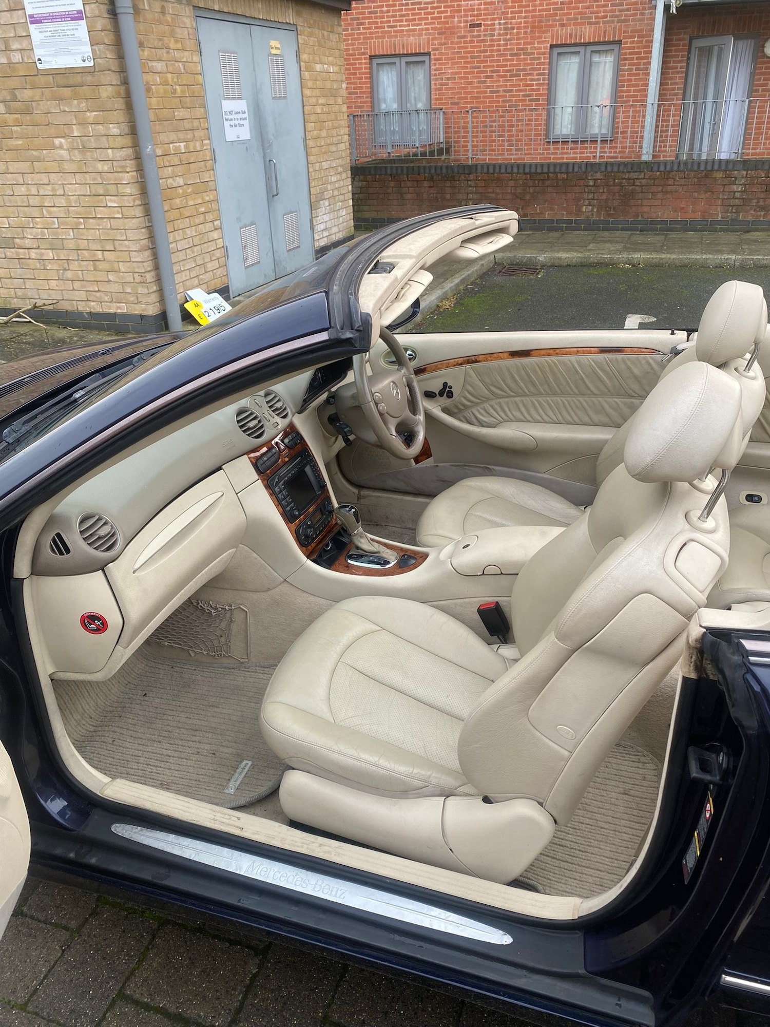 Used Mercedes-Benz CLK 2003 for sale - 76887882: Photo 21