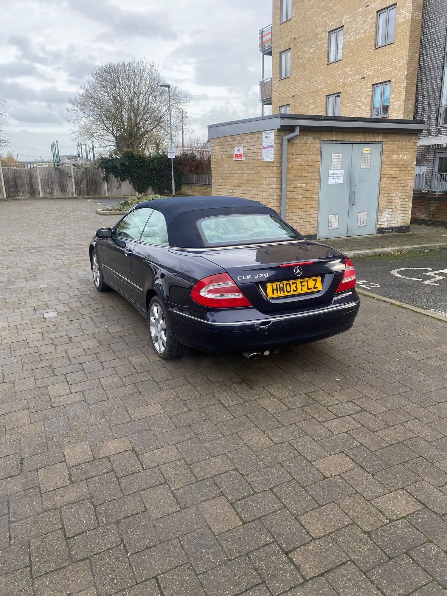 Used Mercedes-Benz CLK 2003 for sale - 76887882: Photo 7