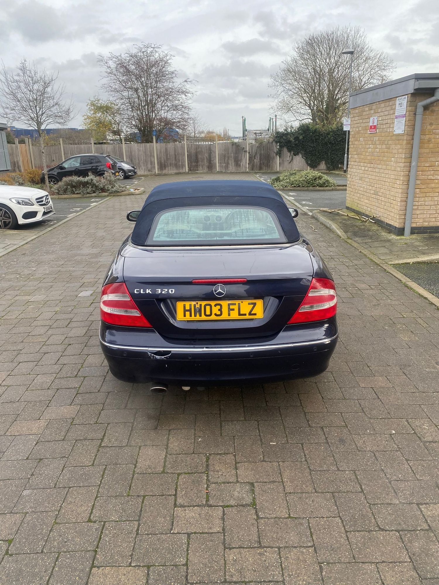 Used Mercedes-Benz CLK 2003 for sale - 76887882: Photo 8