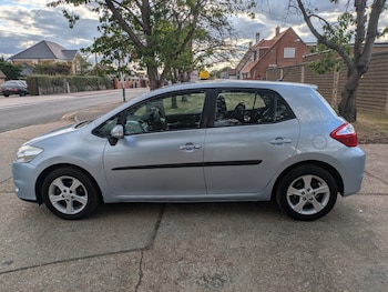 Used Toyota Auris 2011 for sale - 75587557: Photo