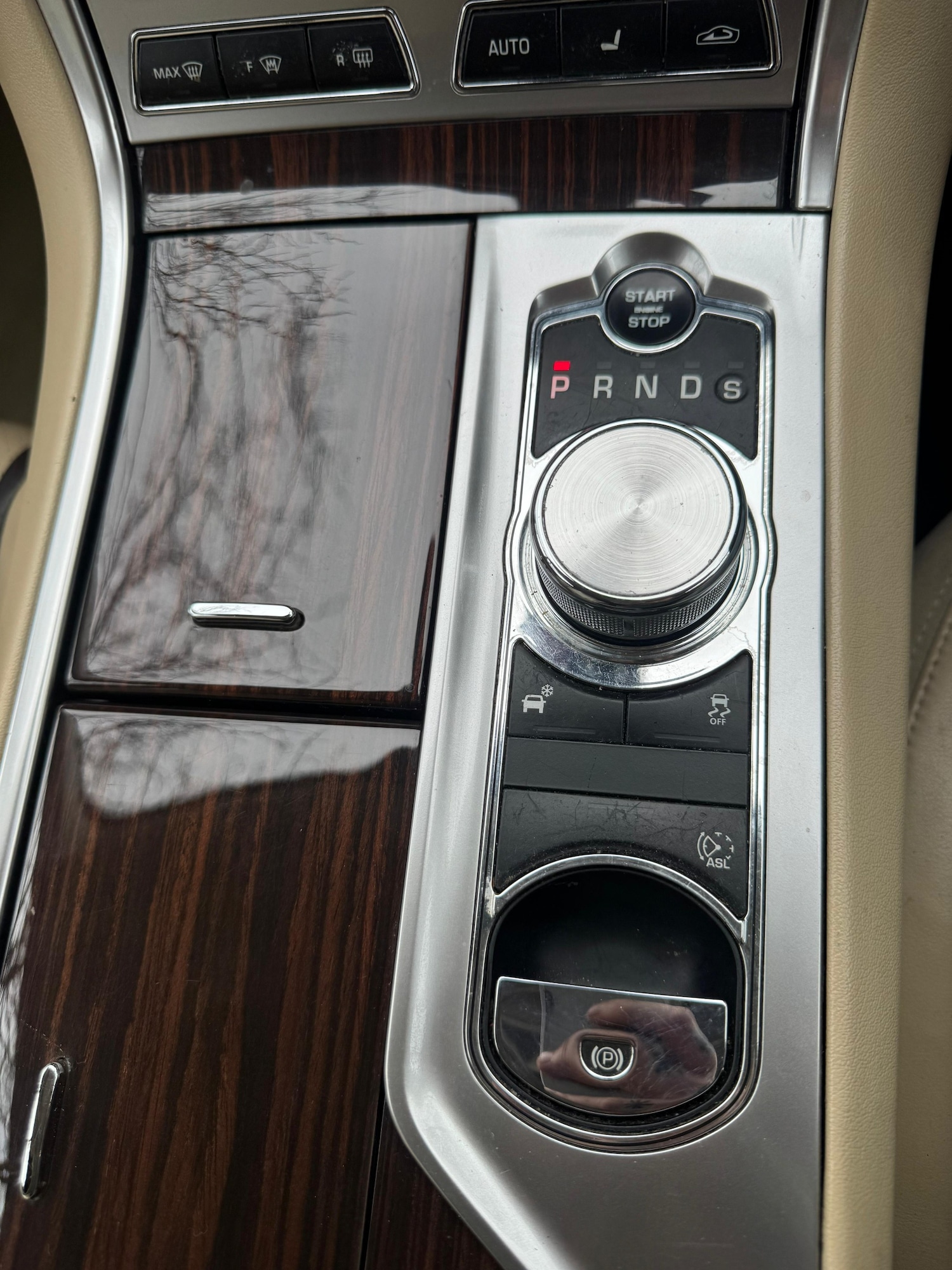 Used Jaguar XF 2015 for sale - 77736977: Photo 14