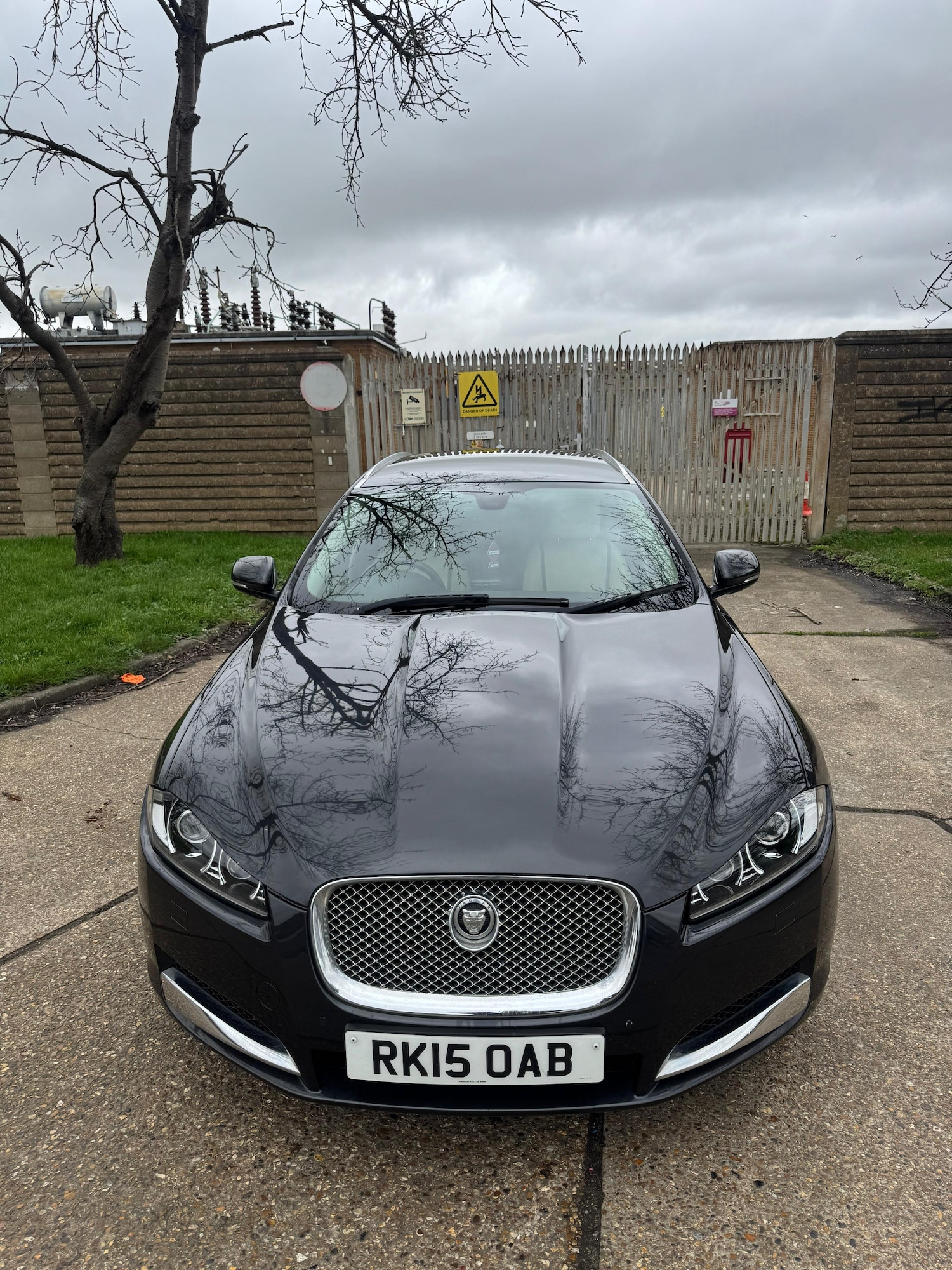 Used Jaguar XF 2015 for sale - 77736977: Photo 3