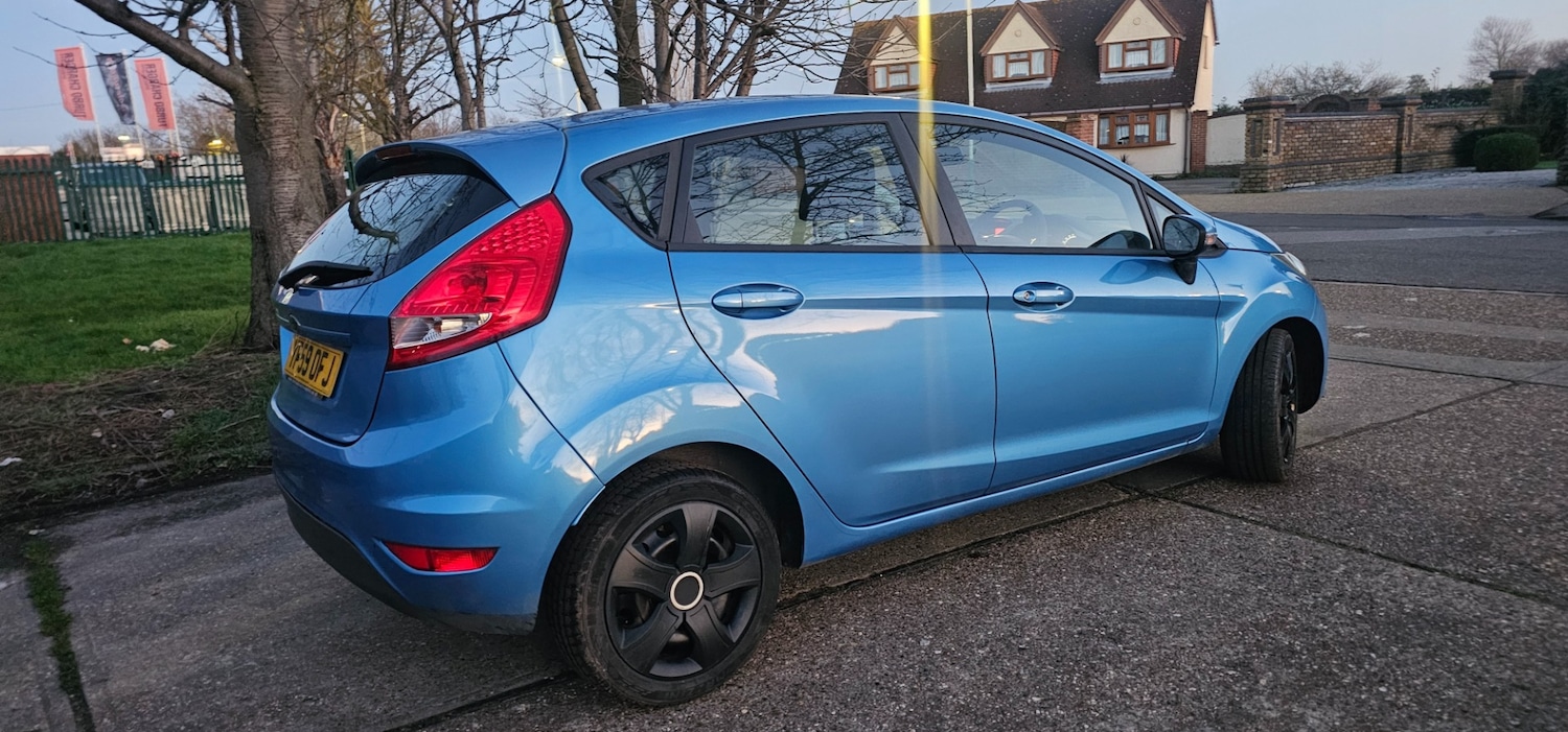 Used Ford Fiesta 2010 for sale - 77659242: Photo 10