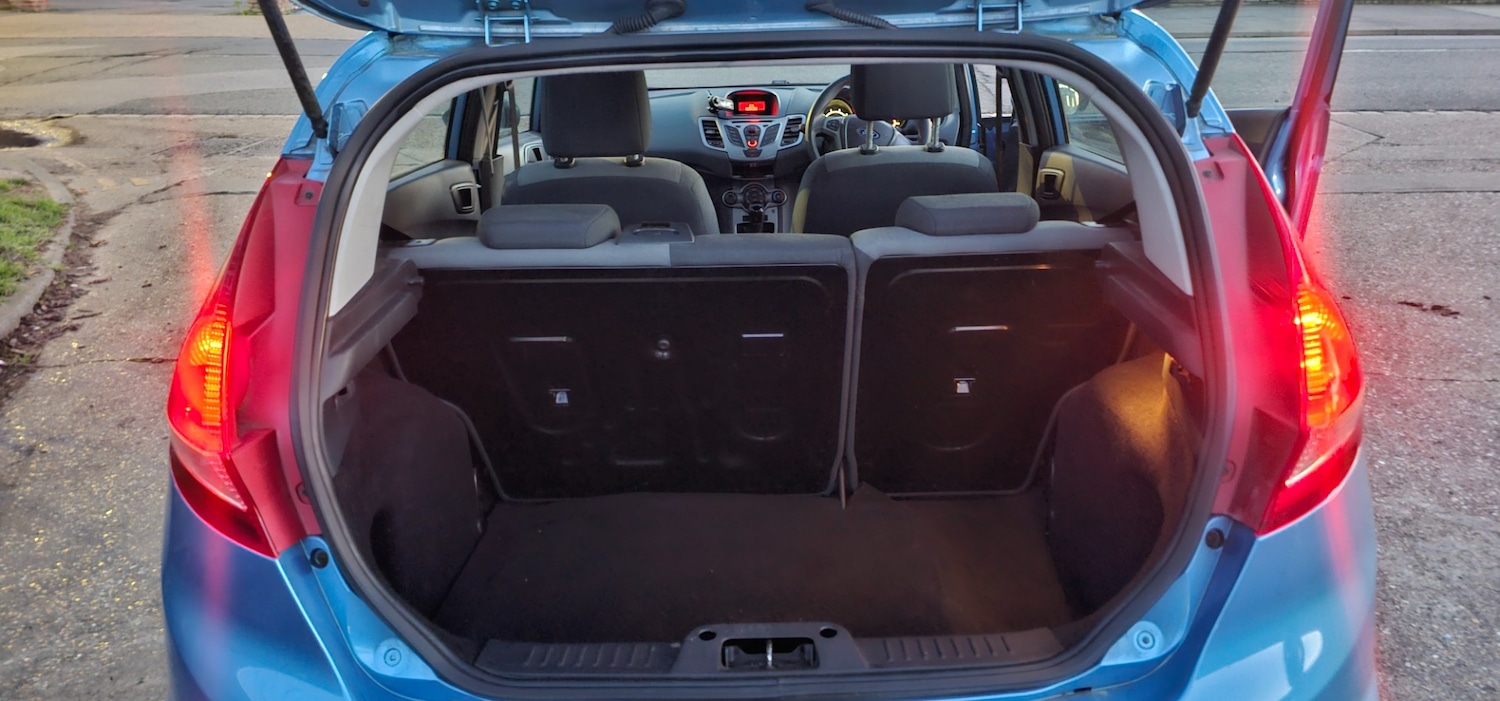 Used Ford Fiesta 2010 for sale - 77659242: Photo 12