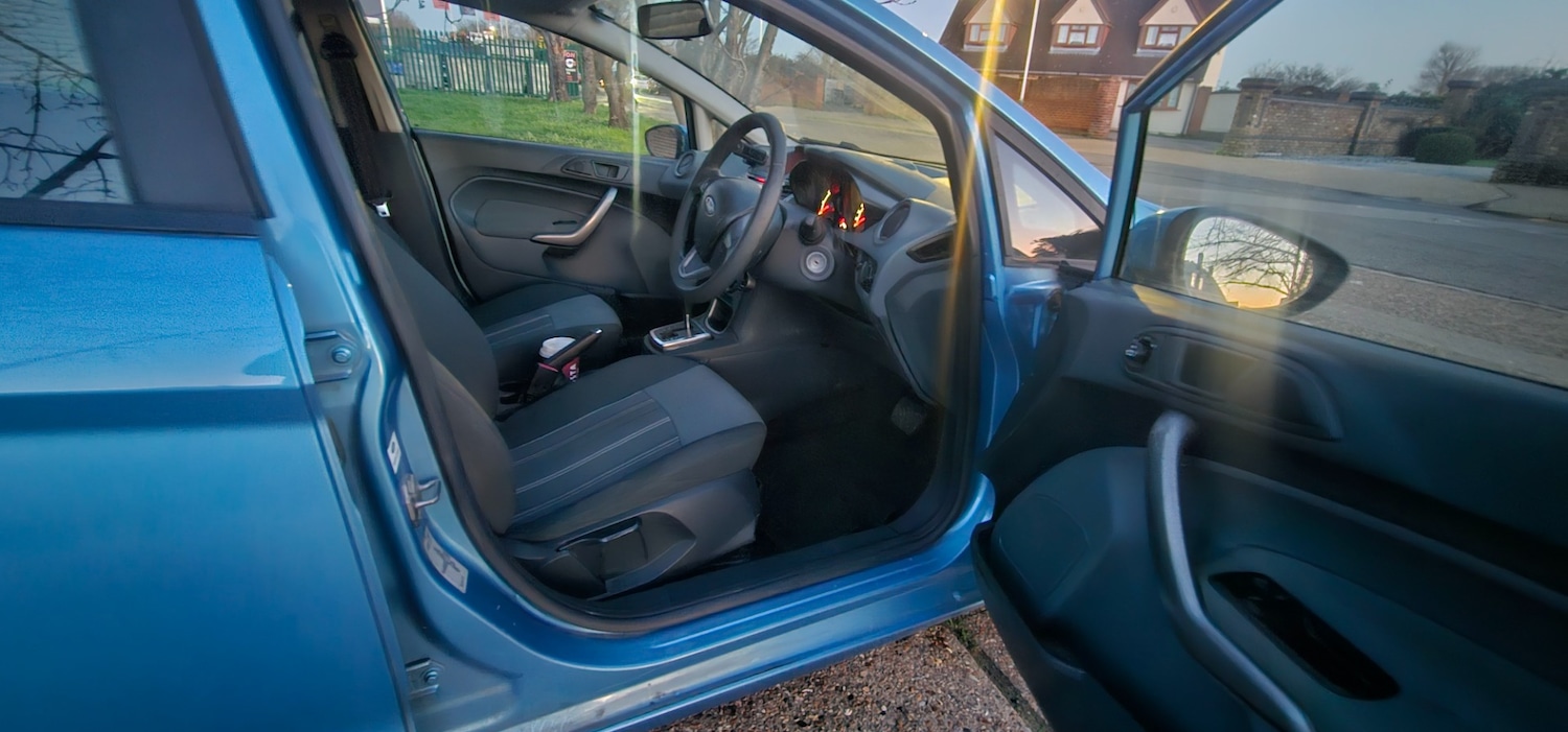 Used Ford Fiesta 2010 for sale - 77659242: Photo 14