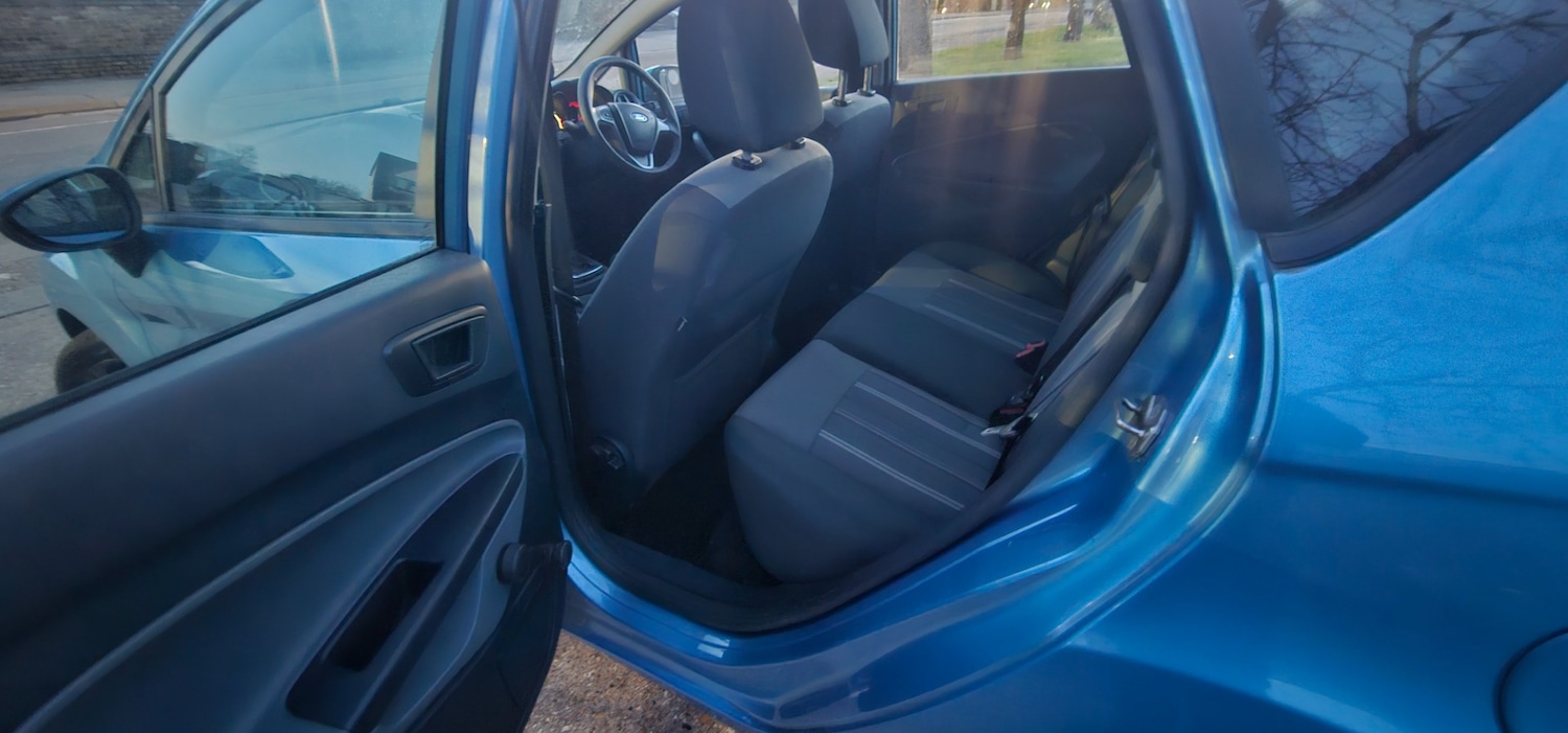 Used Ford Fiesta 2010 for sale - 77659242: Photo 16