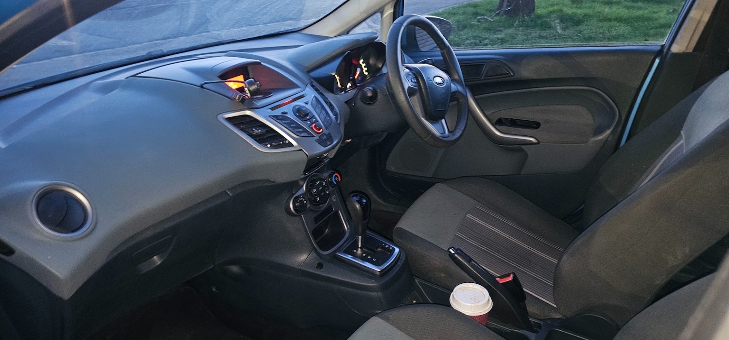 Used Ford Fiesta 2010 for sale - 77659242: Photo 18