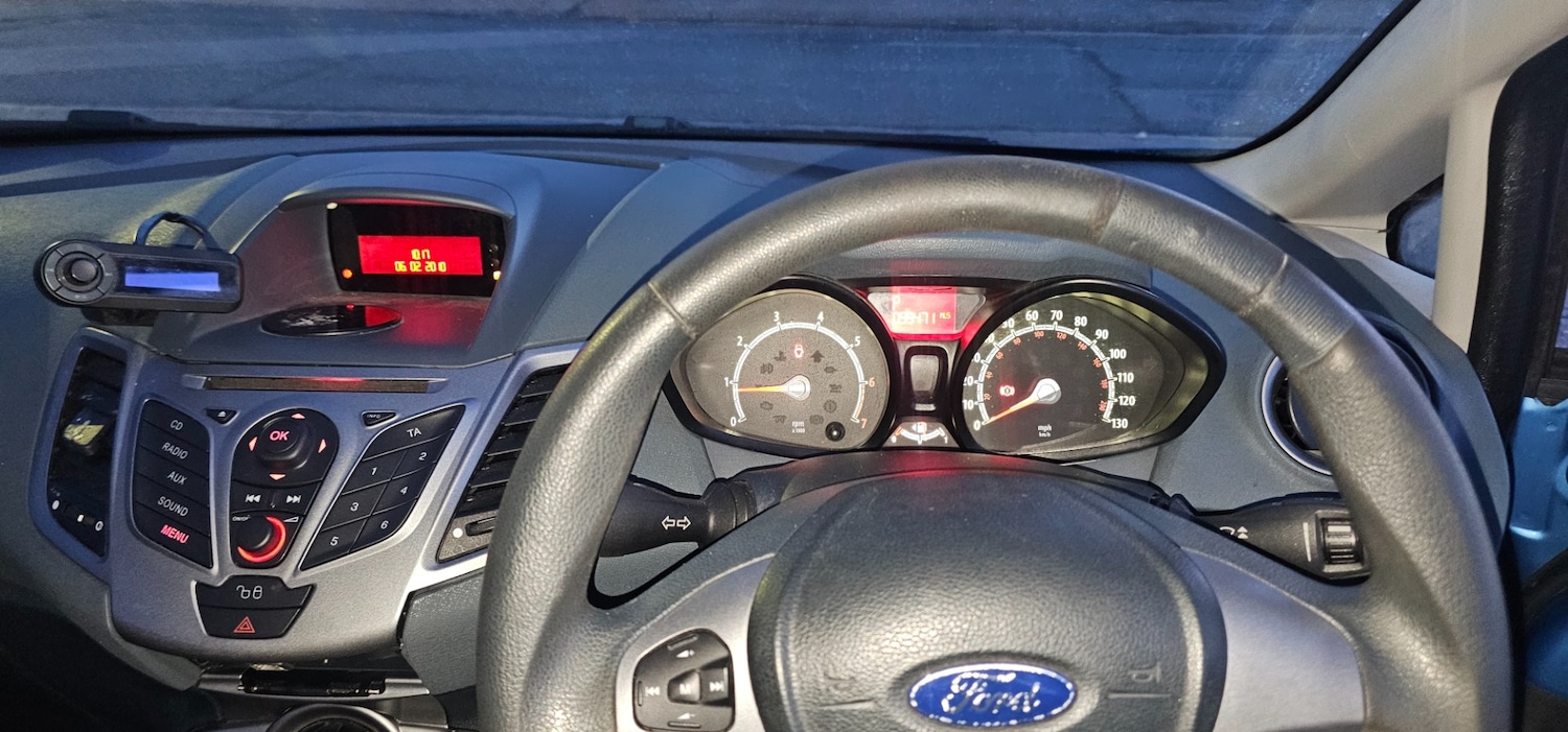 Used Ford Fiesta 2010 for sale - 77659242: Photo 19