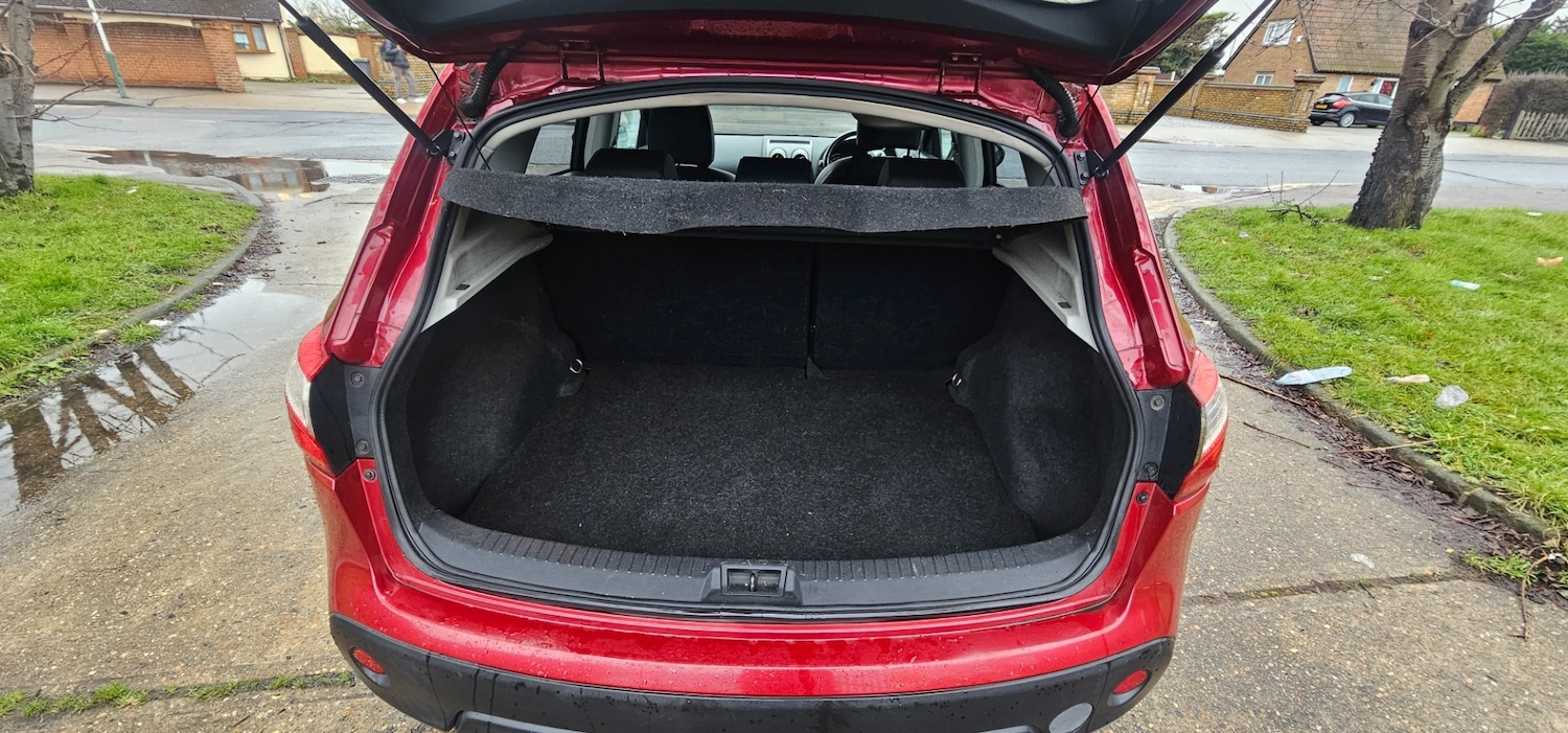 Used Nissan Qashqai 2010 for sale - 77292198: Photo 13