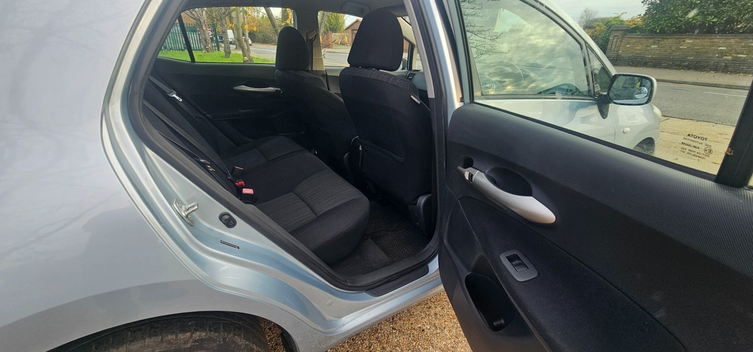 Used Toyota Auris 2008 for sale - 76571979: Photo 18