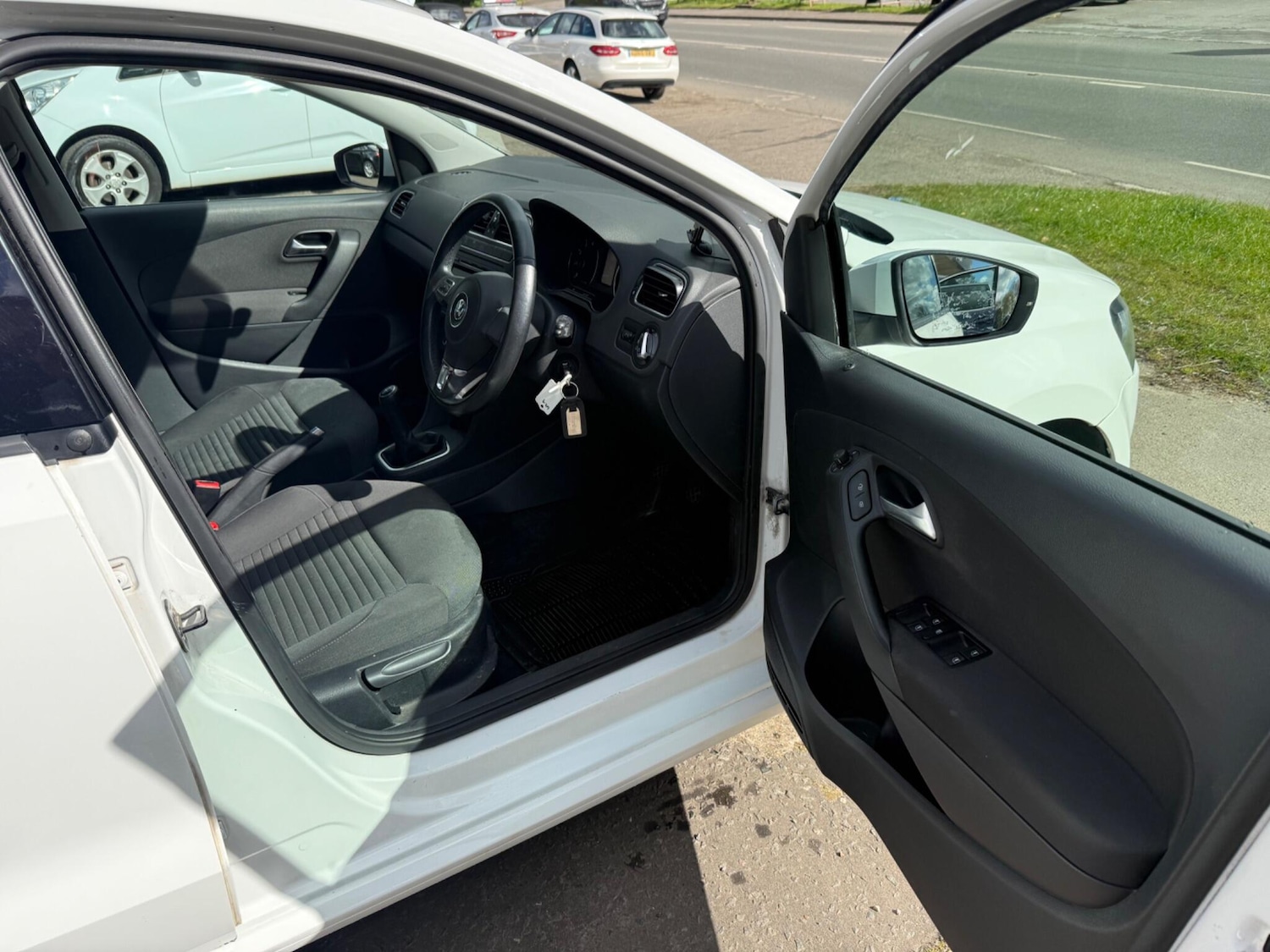 Used Volkswagen Polo 2012 for sale - 78056014: Photo 25