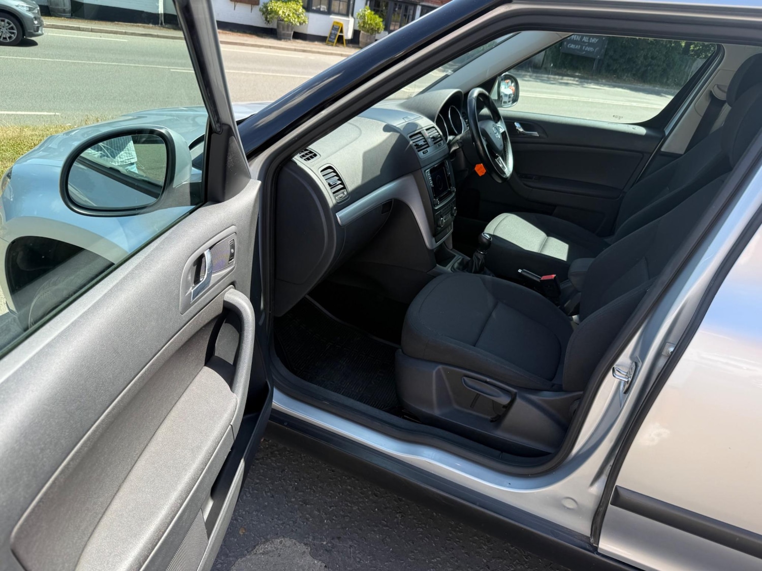 Used Skoda Yeti 2015 for sale - 76412417: Photo 11