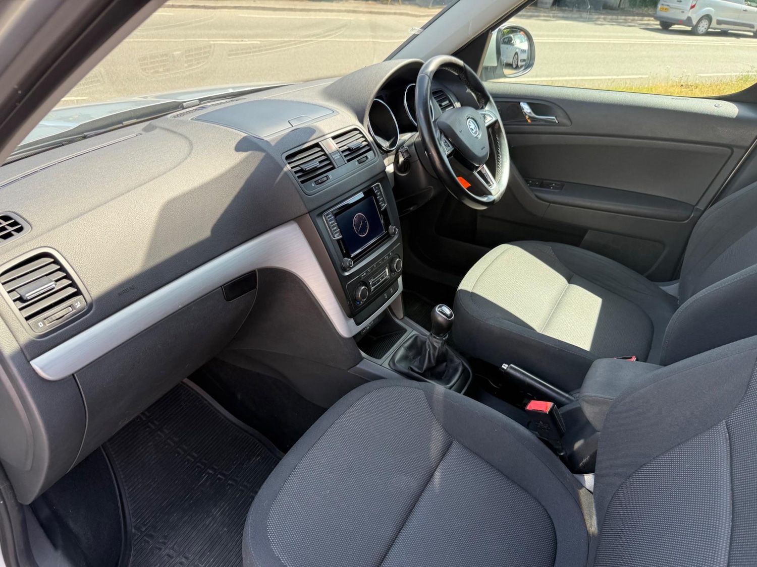 Used Skoda Yeti 2015 for sale - 76412417: Photo 13