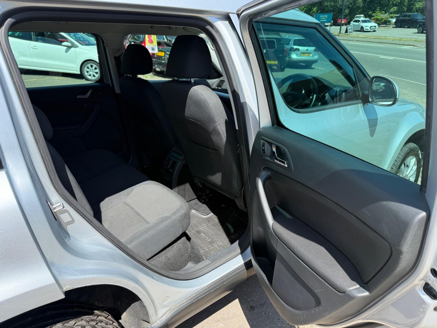 Used Skoda Yeti 2015 for sale - 76412417: Photo 17