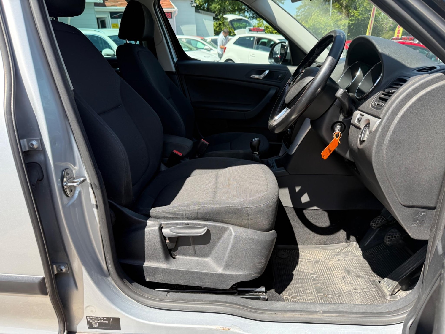 Used Skoda Yeti 2015 for sale - 76412417: Photo 27