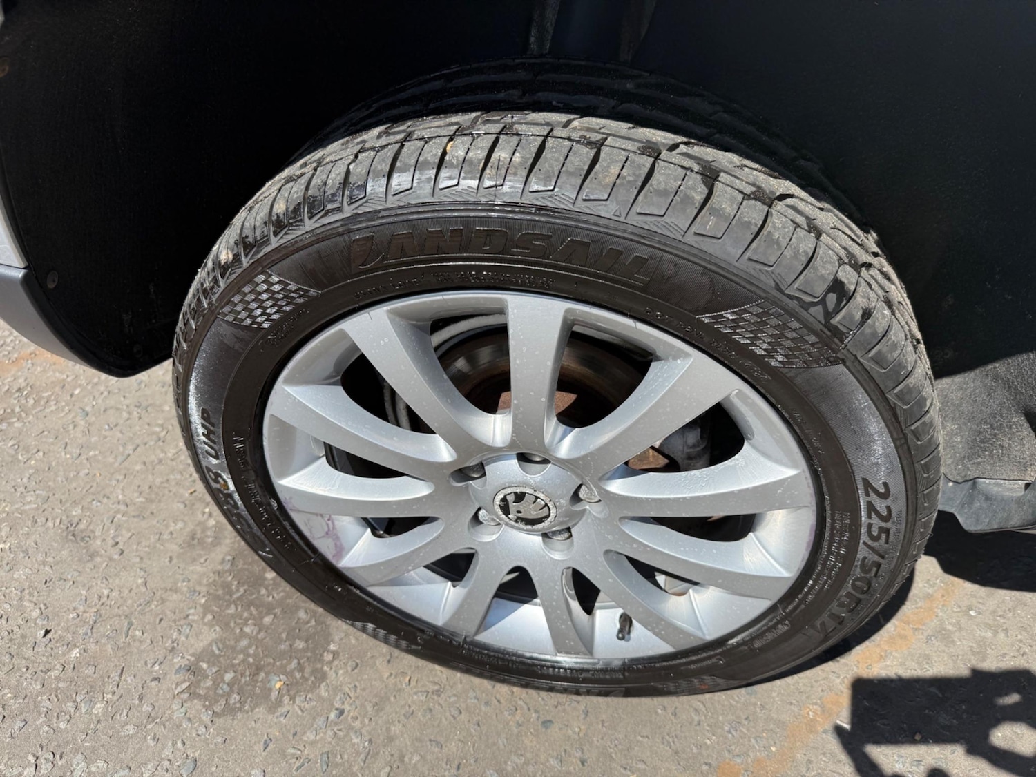 Used Skoda Yeti 2015 for sale - 76412417: Photo 28