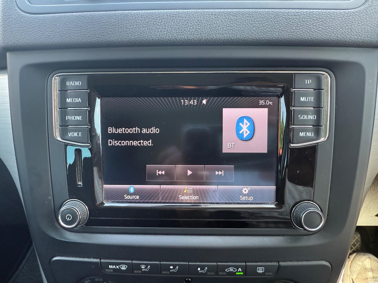 Used Skoda Yeti 2015 for sale - 76412417: Photo 35