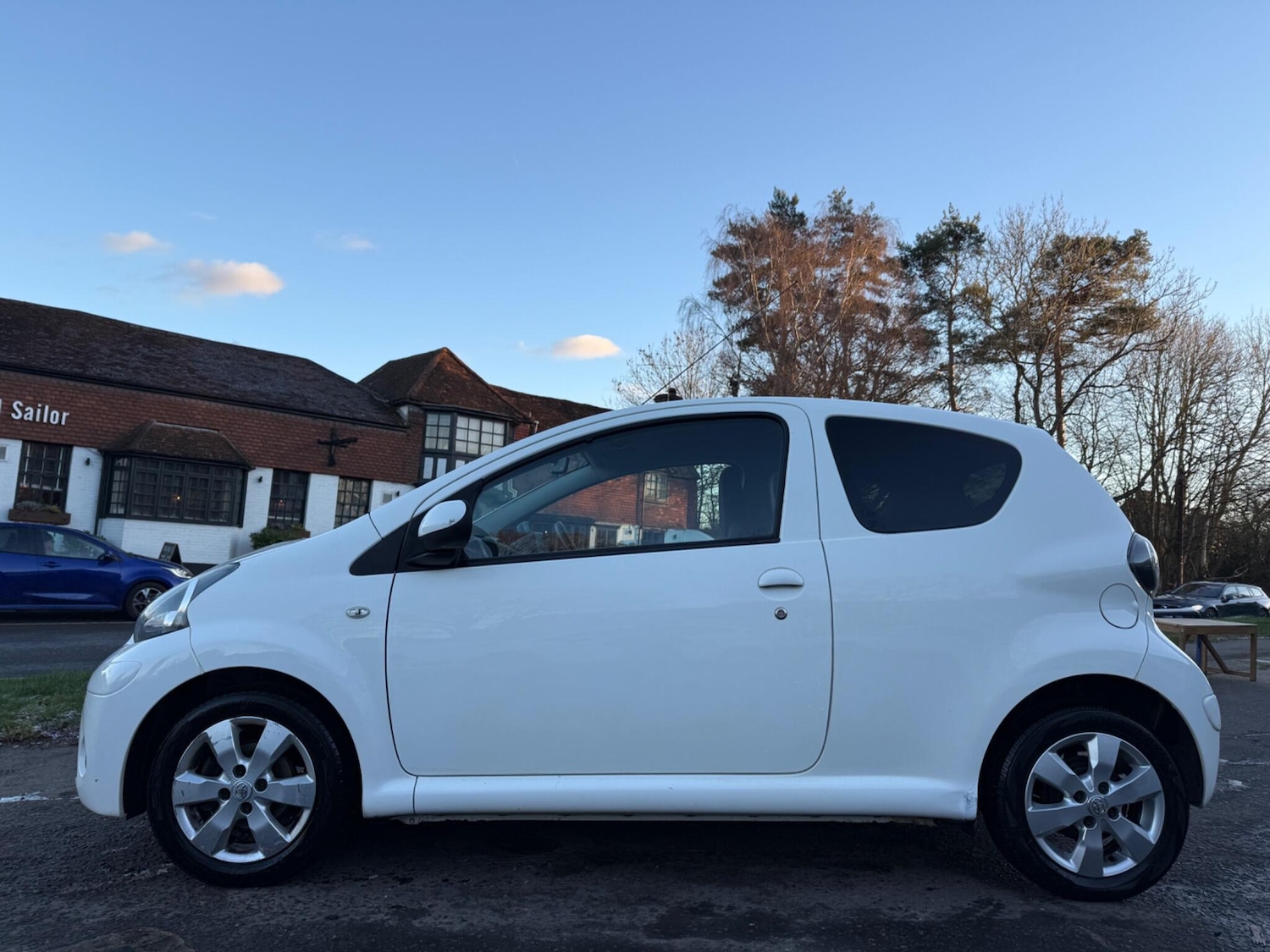 Used Toyota AYGO 2012 for sale - 78201542: Photo 6