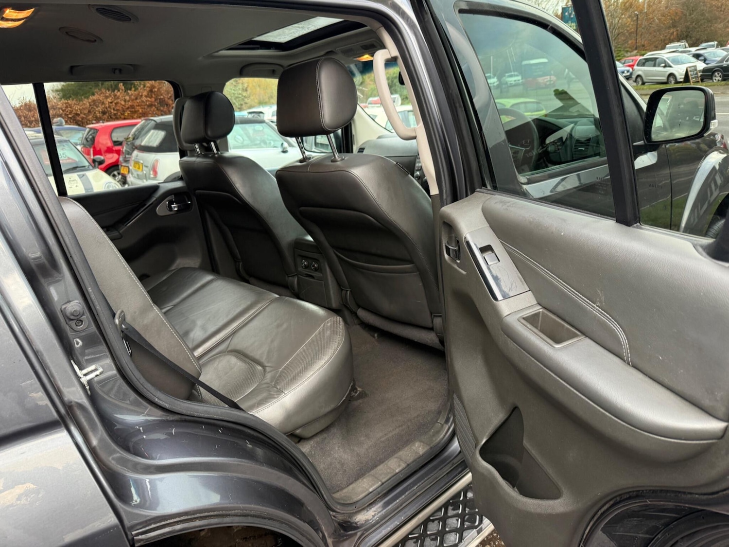 Used Nissan Pathfinder 2011 for sale - 76836533: Photo 20