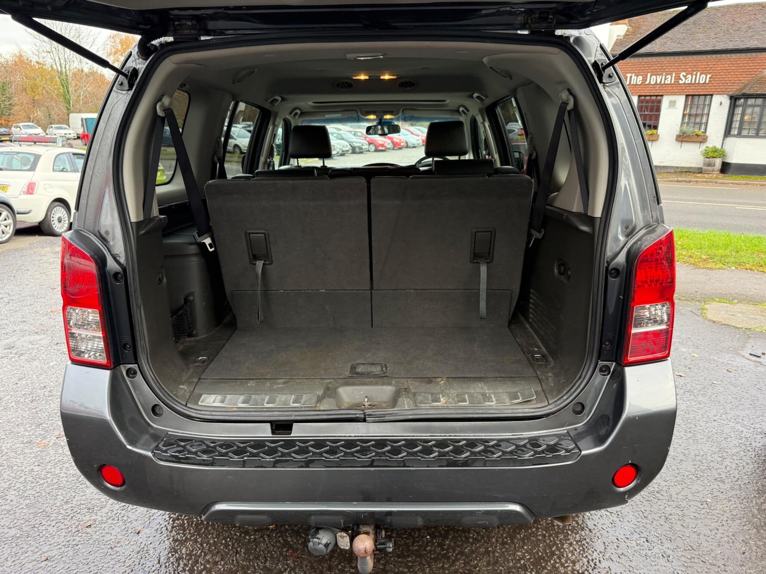 Used Nissan Pathfinder 2011 for sale - 76836533: Photo 29