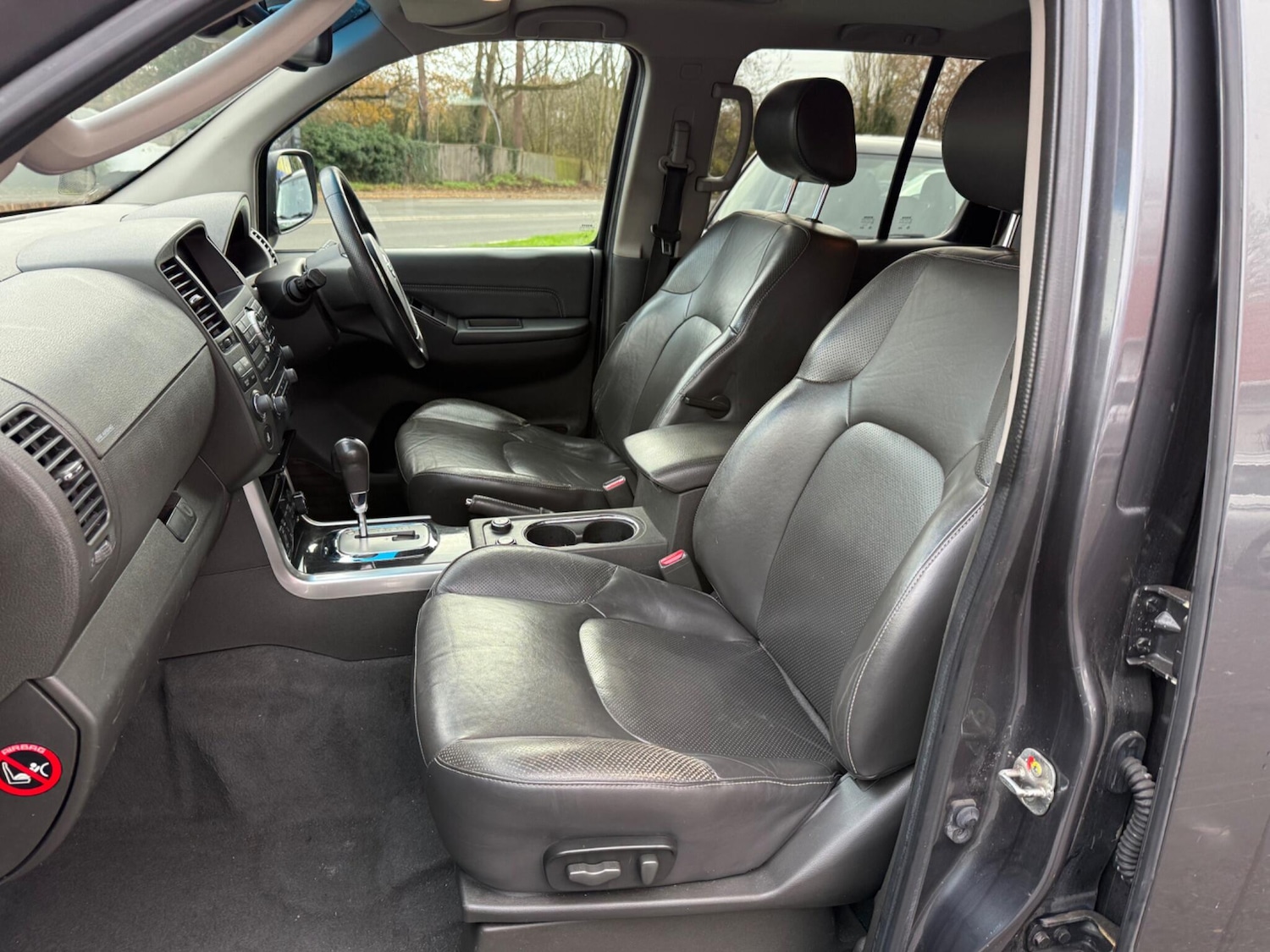 Used Nissan Pathfinder 2011 for sale - 76836533: Photo 33