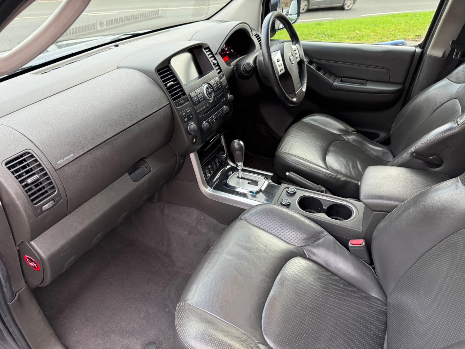 Used Nissan Pathfinder 2011 for sale - 76836533: Photo 36