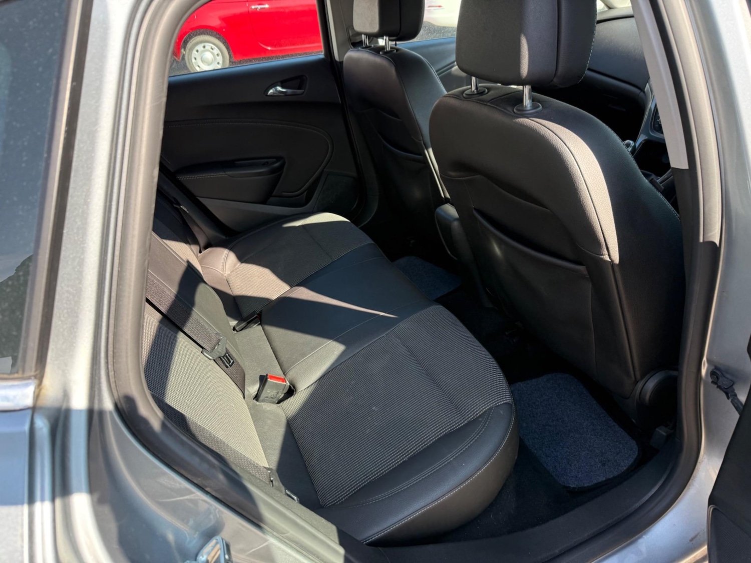 Used Vauxhall Astra 2013 for sale - 76412413: Photo 22