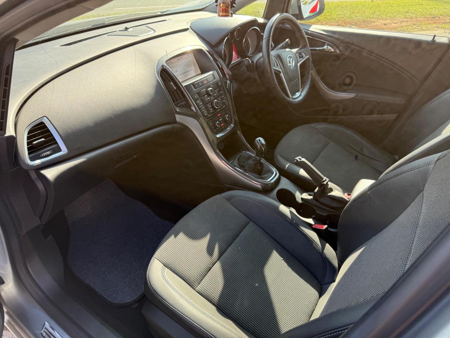 Used Vauxhall Astra 2013 for sale - 76412413: Photo 28