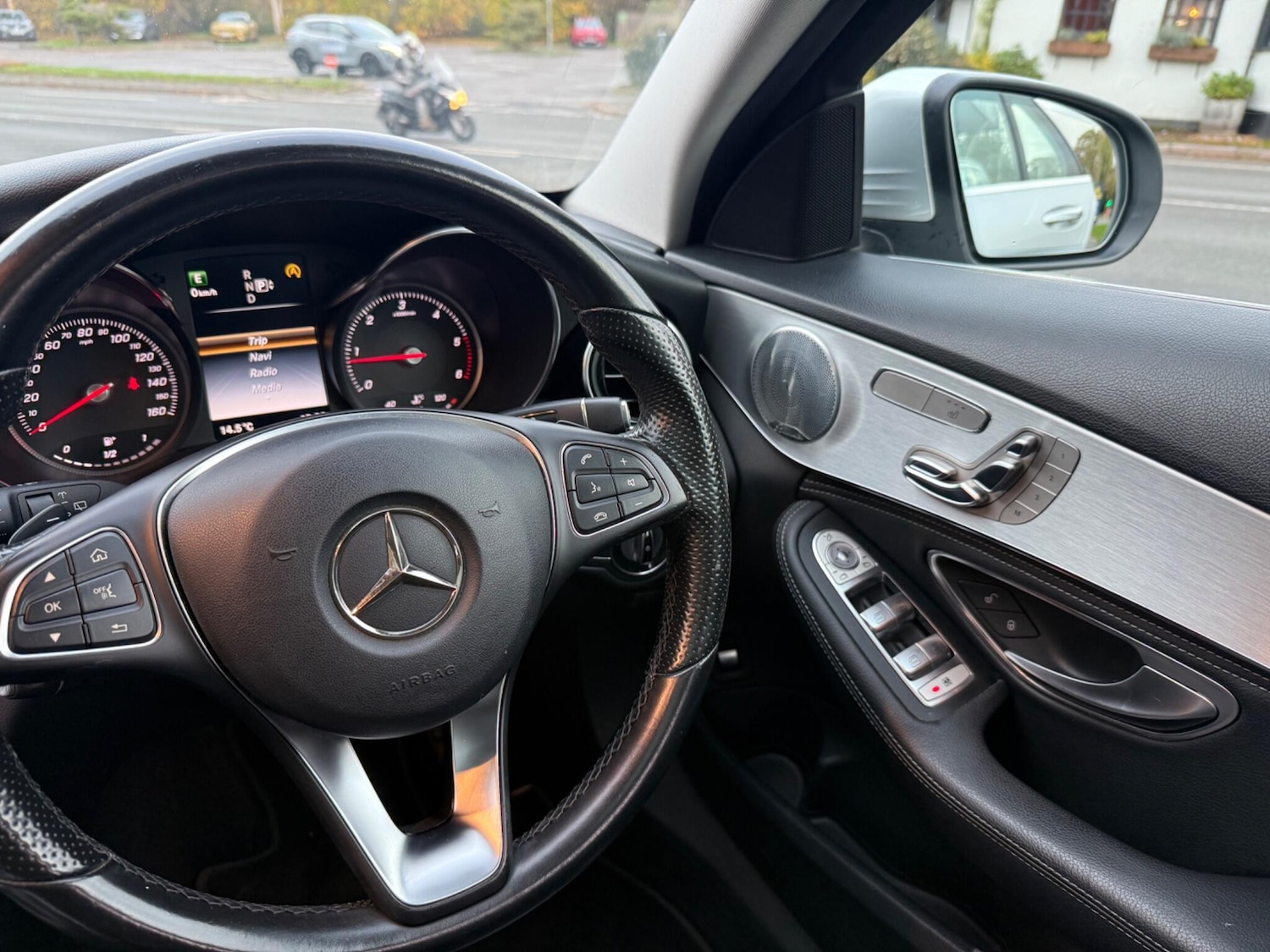 Used Mercedes-Benz C Class 2014 for sale - 76545932: Photo 14