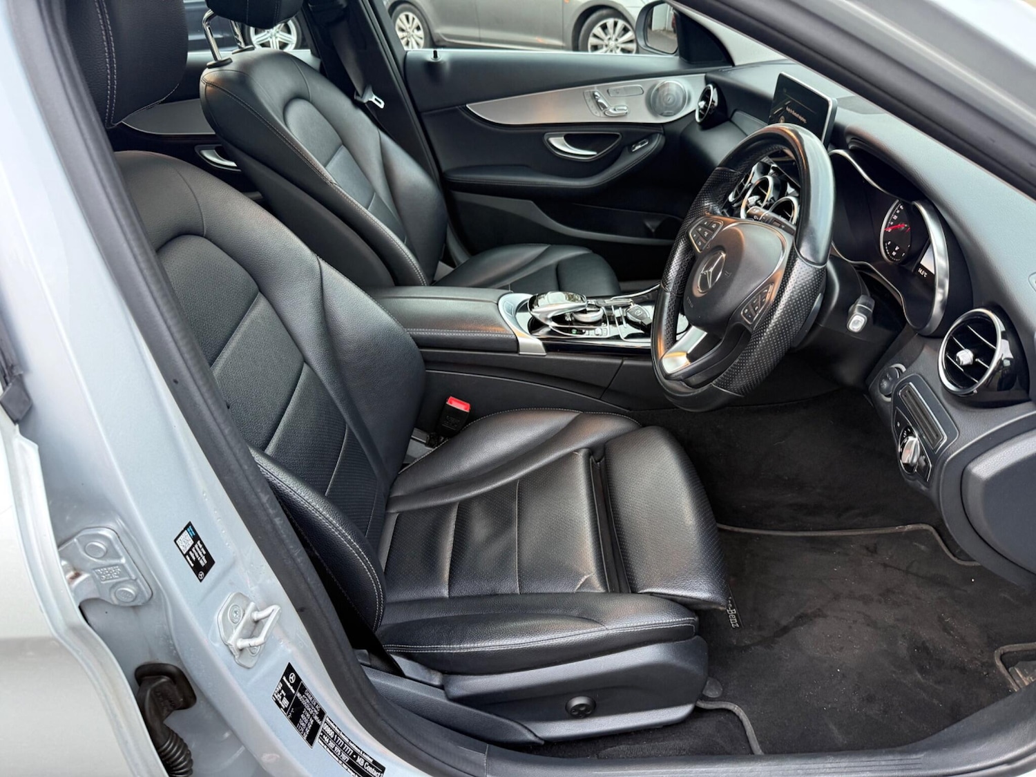 Used Mercedes-Benz C Class 2014 for sale - 76545932: Photo 15