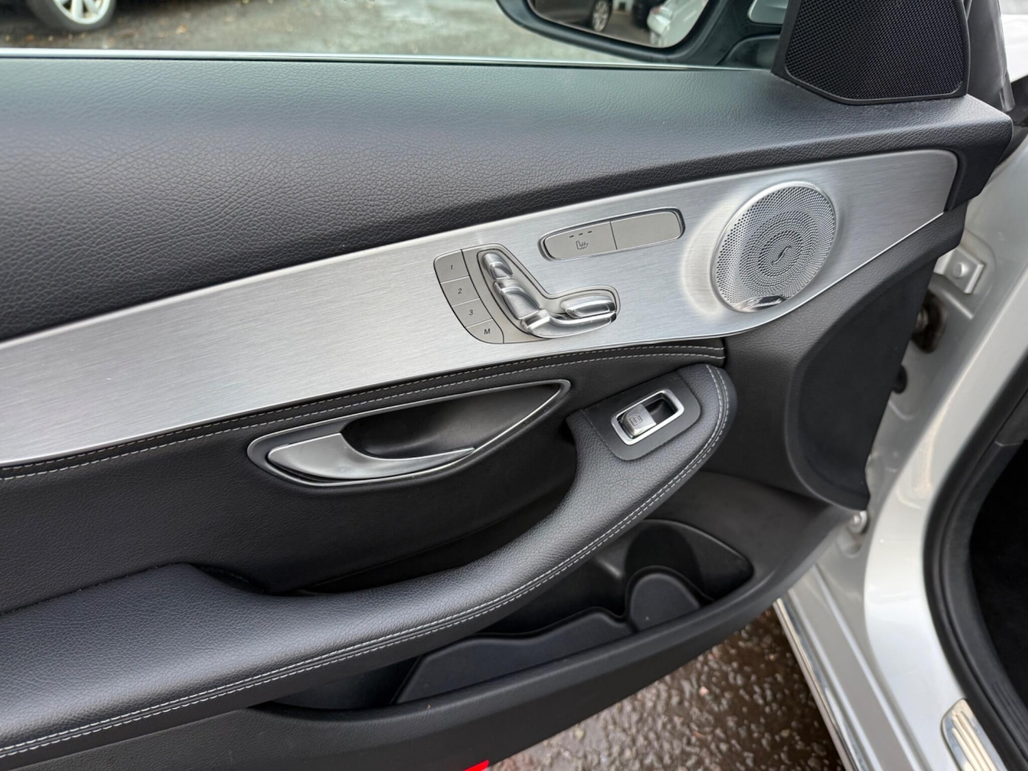 Used Mercedes-Benz C Class 2014 for sale - 76545932: Photo 27