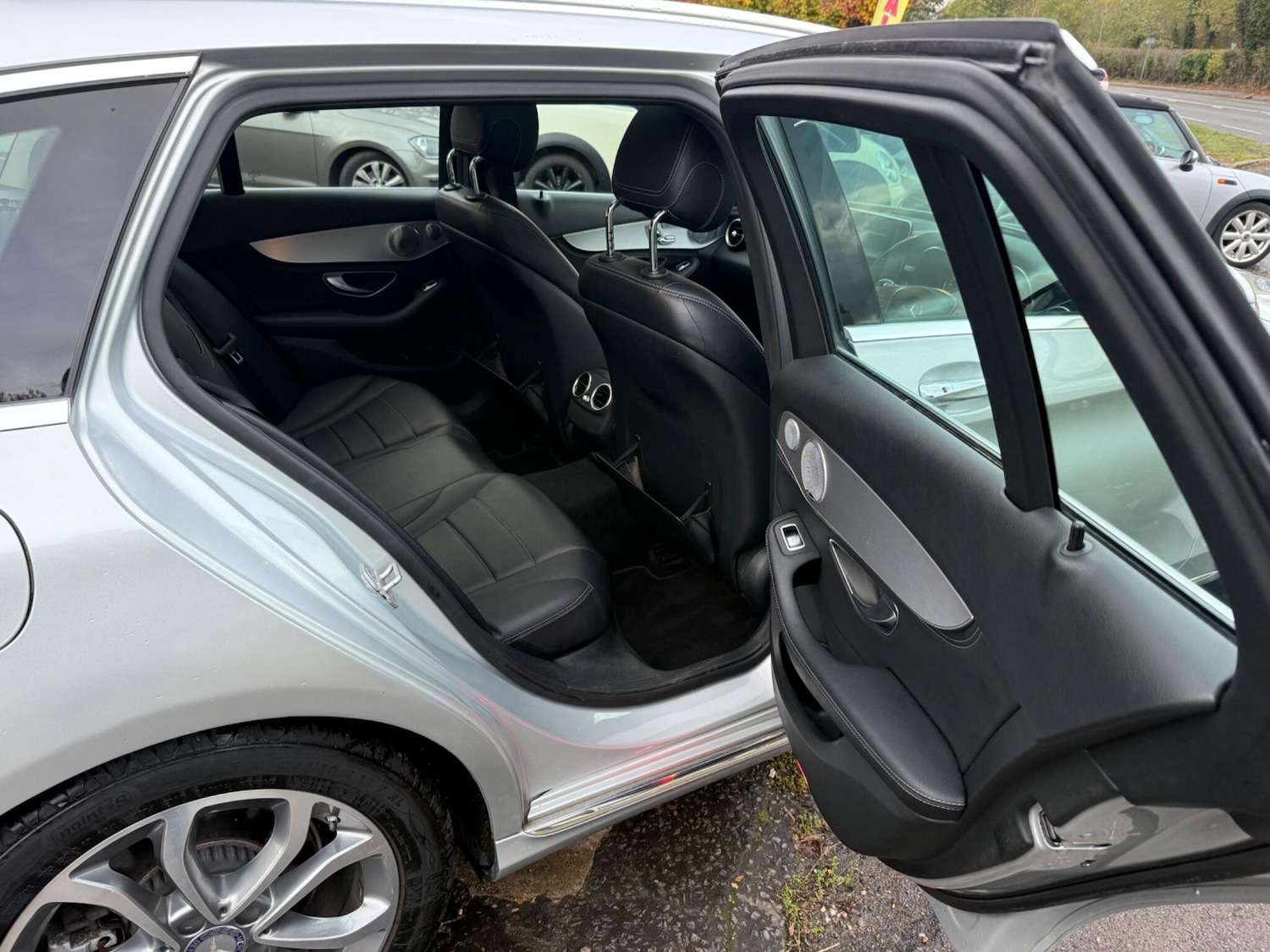 Used Mercedes-Benz C Class 2014 for sale - 76545932: Photo 36