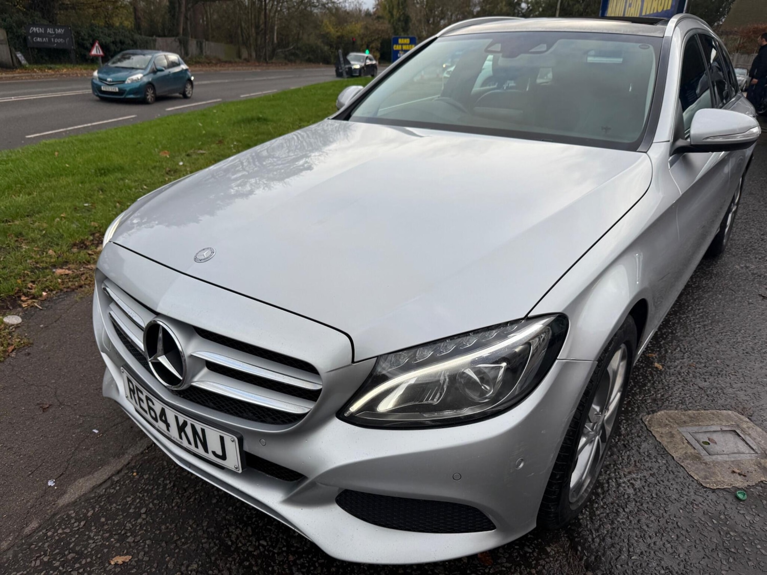 Used Mercedes-Benz C Class 2014 for sale - 76545932: Photo 5