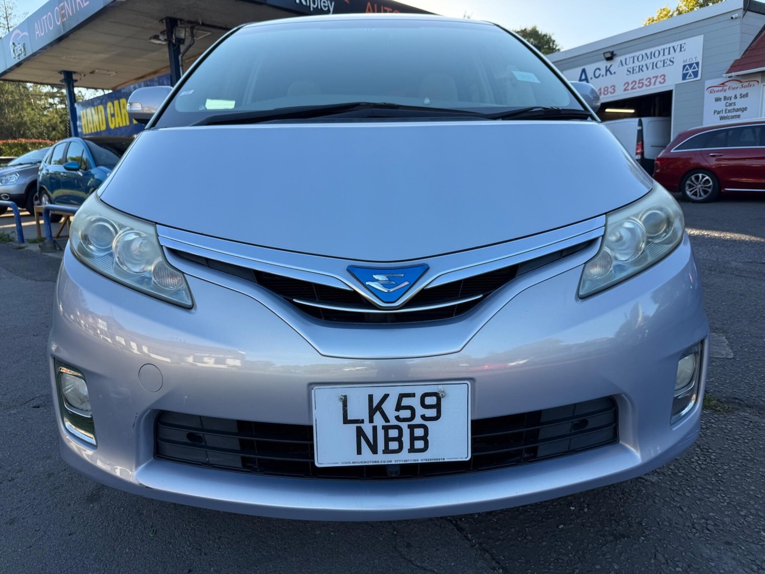 Used Toyota Estima 2021 for sale - 76438908: Photo 2