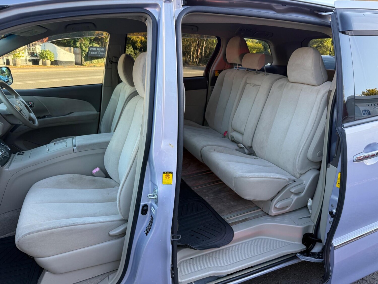 Used Toyota Estima 2021 for sale - 76438908: Photo 23