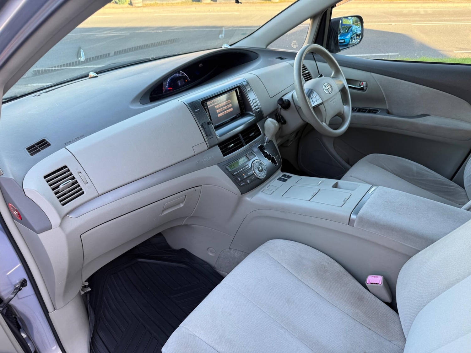 Used Toyota Estima 2021 for sale - 76438908: Photo 42