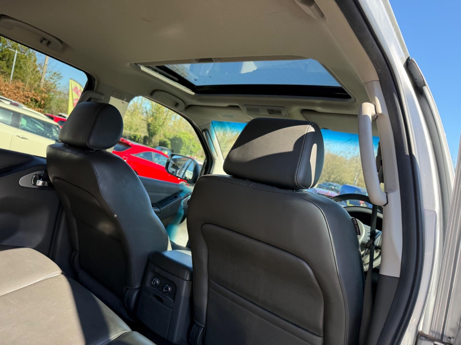 Used Nissan Pathfinder 2013 for sale - 77935490: Photo 15