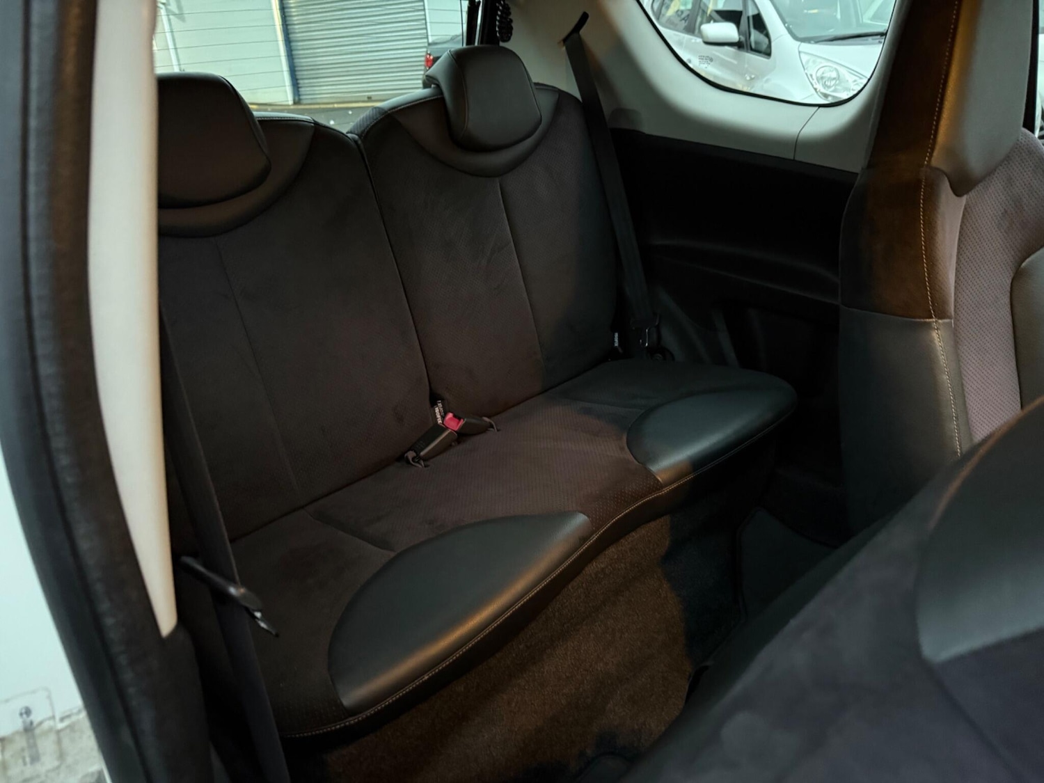 Used Toyota AYGO 2013 for sale - 76724120: Photo 20