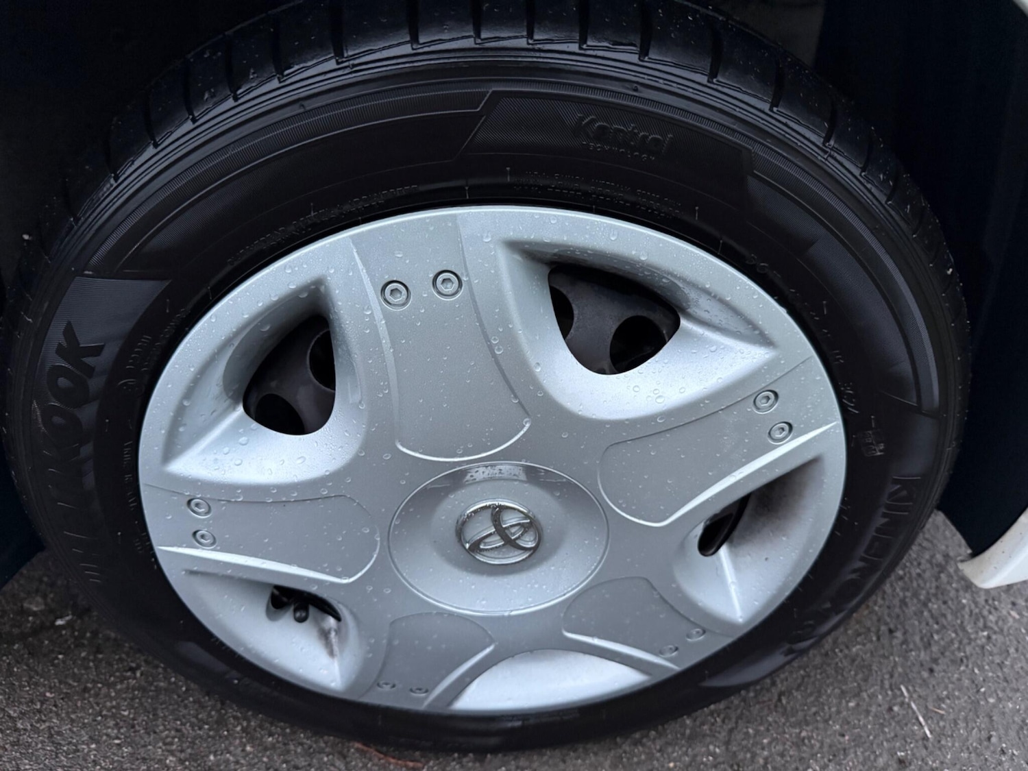 Used Toyota AYGO 2013 for sale - 76724120: Photo 21