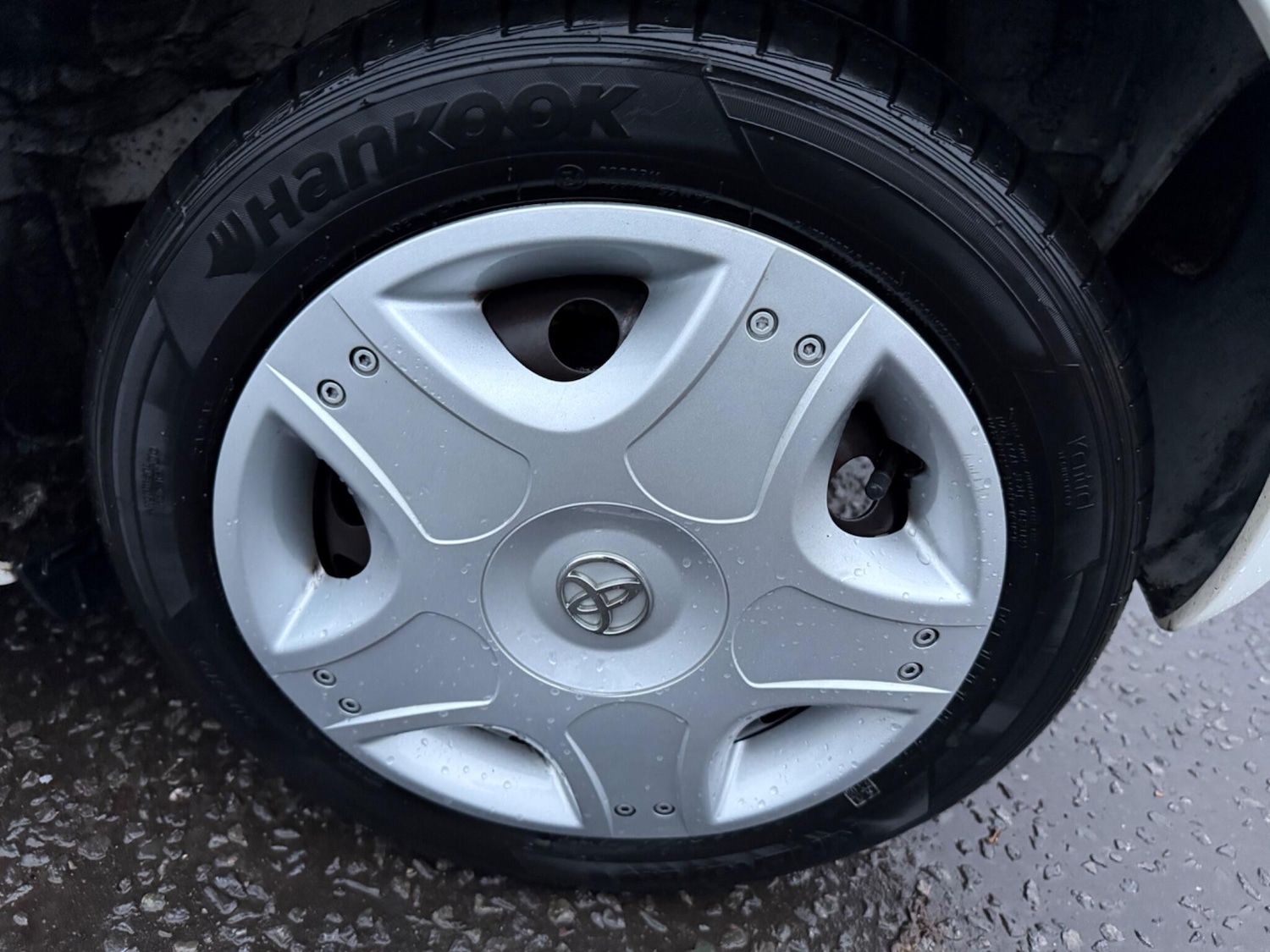 Used Toyota AYGO 2013 for sale - 76724120: Photo 23