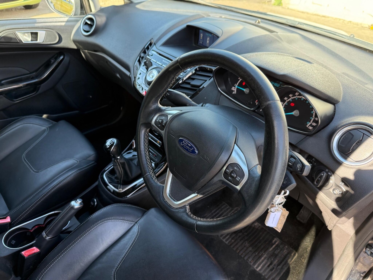 Used Ford Fiesta 2017 for sale - 77976142: Photo 23