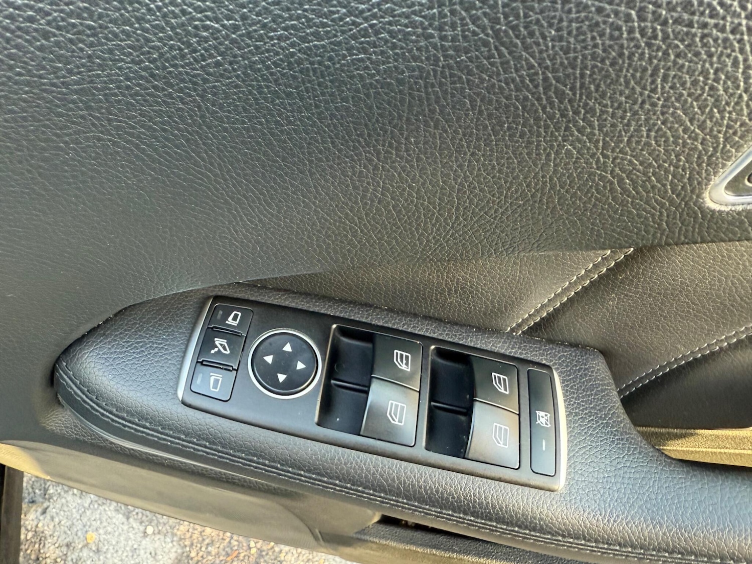 Used Mercedes-Benz E Class 2016 for sale - 76922672: Photo 23