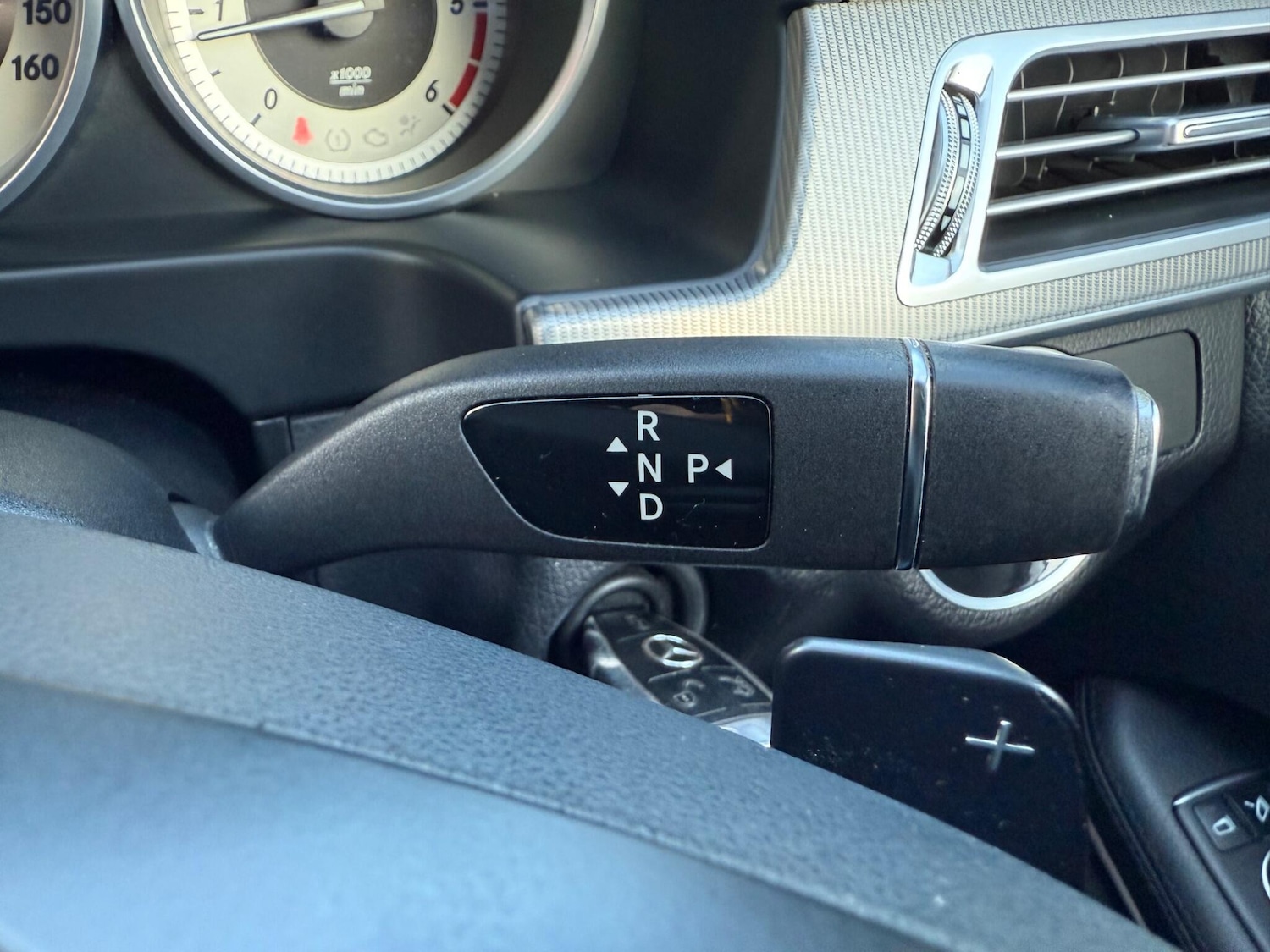 Used Mercedes-Benz E Class 2016 for sale - 76922672: Photo 28